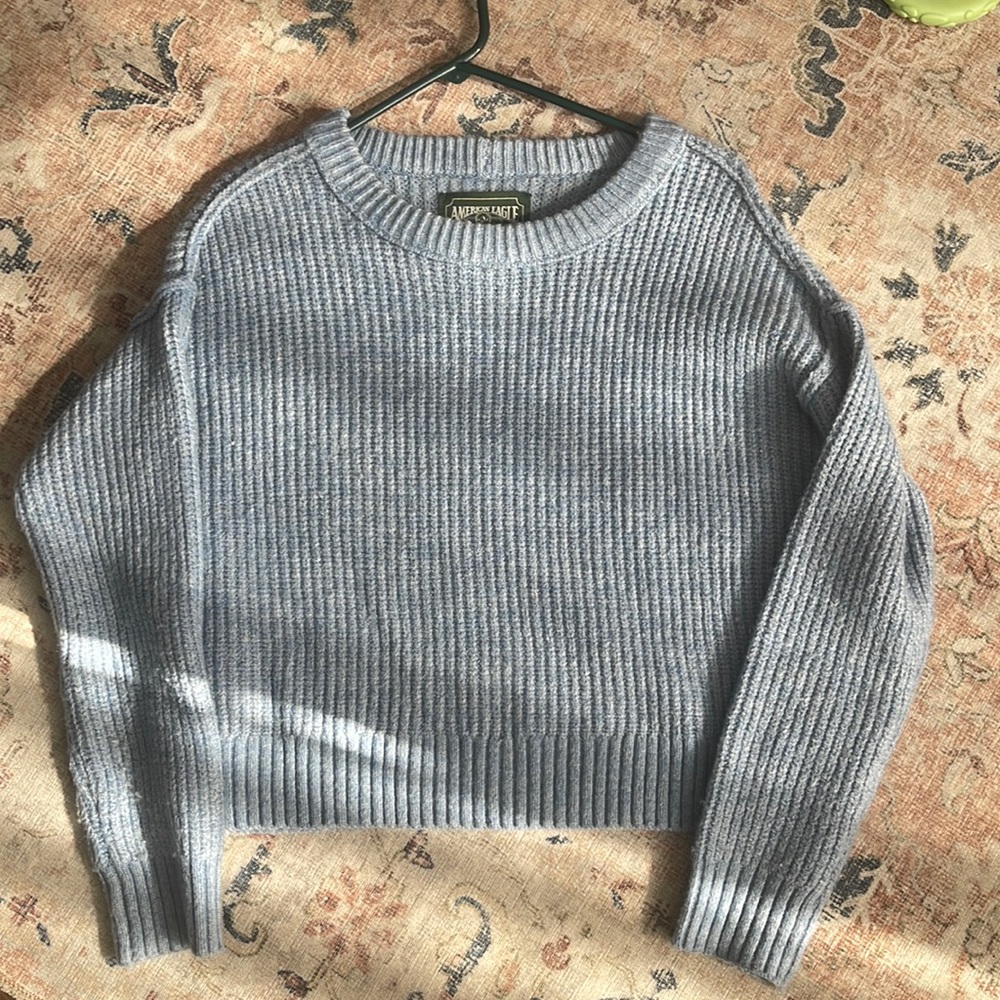 American eagle women’s sweater. Size xs.